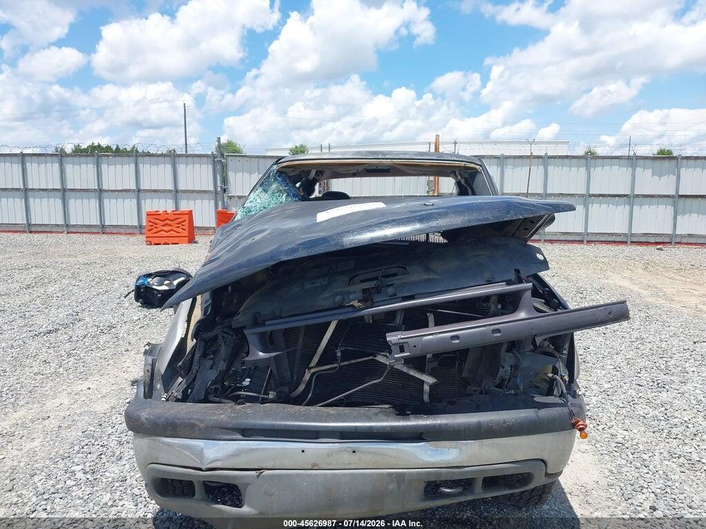 2GCEK19T521317833 2002 CHEVROLET SILVERADO 1500 photo no. 12