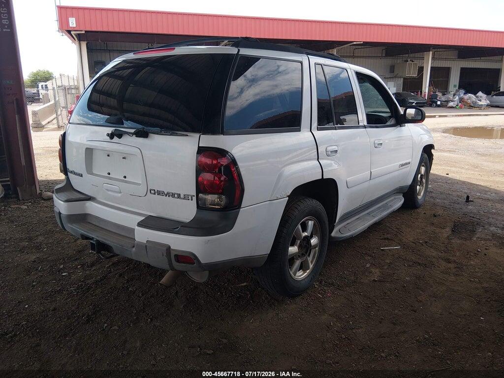 1GNDS13S522476533 2002 CHEVROLET TRAILBLAZER photo no. 4
