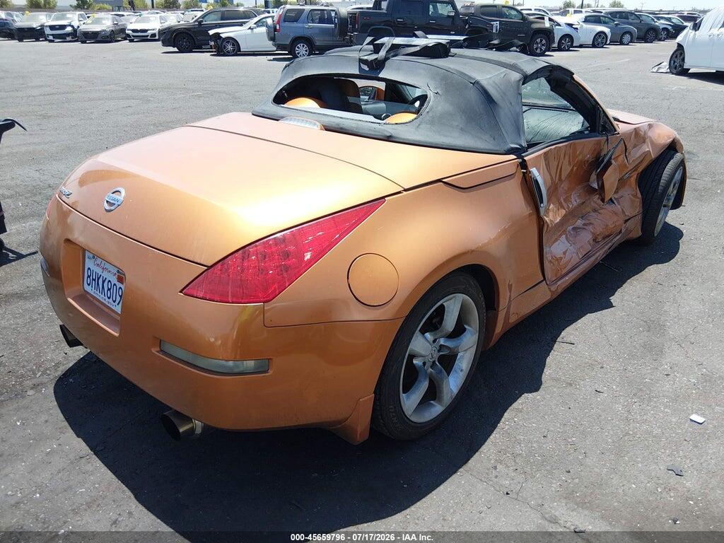 JN1AZ36A56M454292 2006 NISSAN 350Z photo no. 4