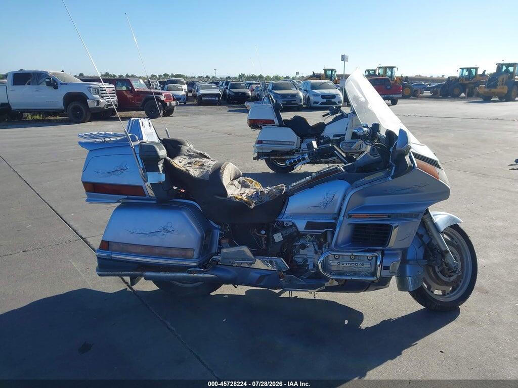 1HFSC2213LA200165 1990 HONDA GL1500 photo no. 12