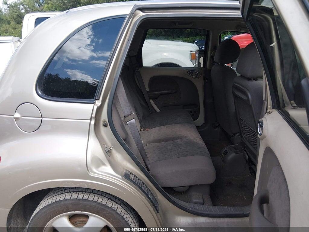 3C4FY58BX2T371923 2002 CHRYSLER PT CRUISER photo no. 8