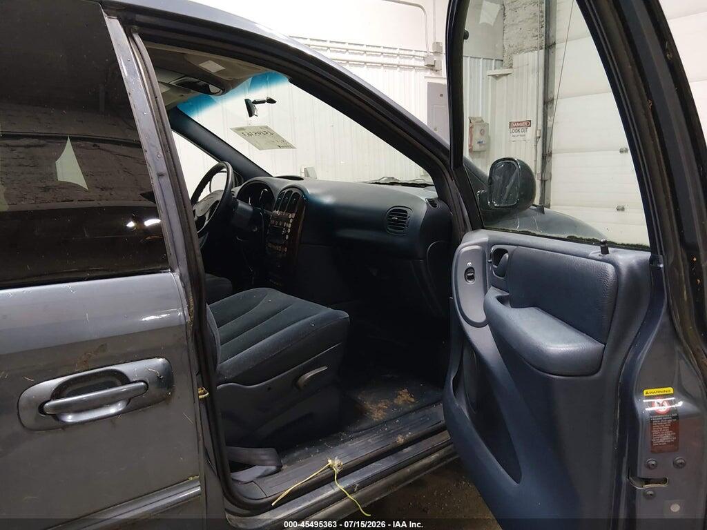 2C8GP44332R697869 2002 CHRYSLER TOWN & COUNTRY photo no. 5