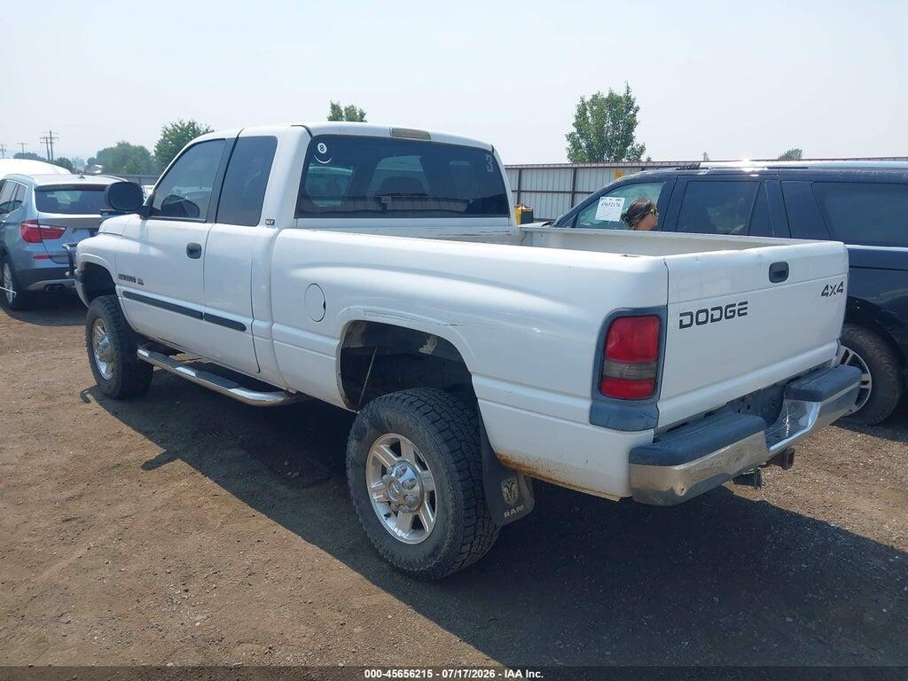 3B7KF23Z22M278993 2002 DODGE RAM 2500 photo no. 3