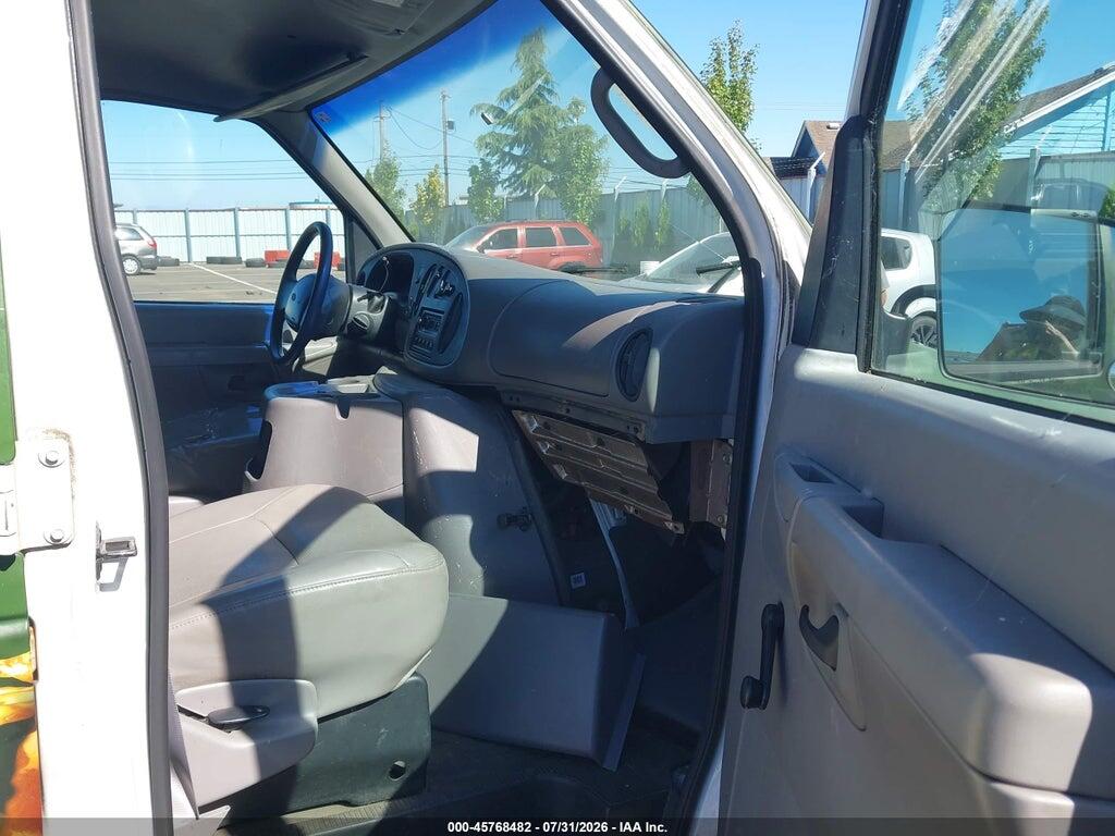 1FTSE34S32HB16479 2002 FORD E-350 SUPER DUTY photo no. 5