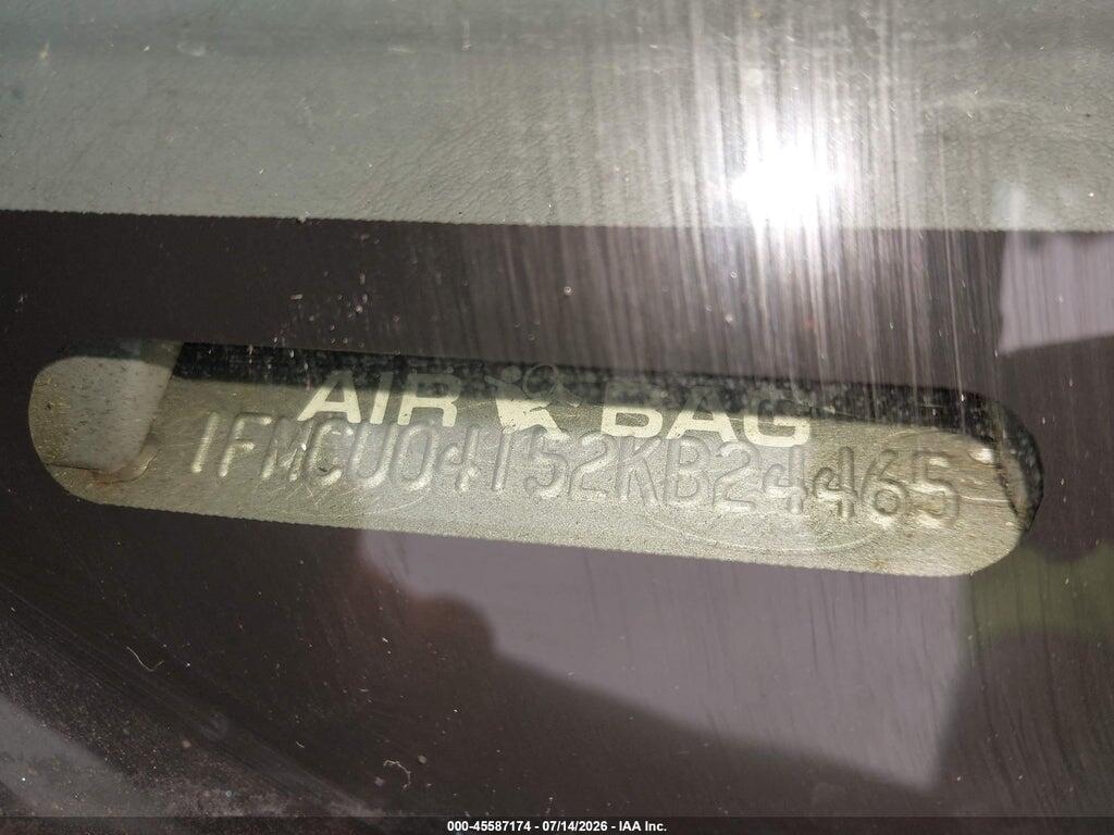 1FMCU04152KB24465 2002 FORD ESCAPE photo no. 9