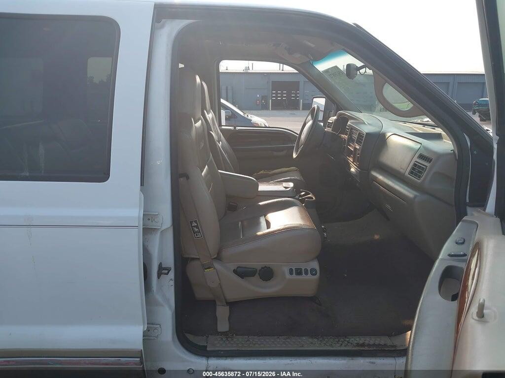 1FMNU43S12EA45836 2002 FORD EXCURSION photo no. 5