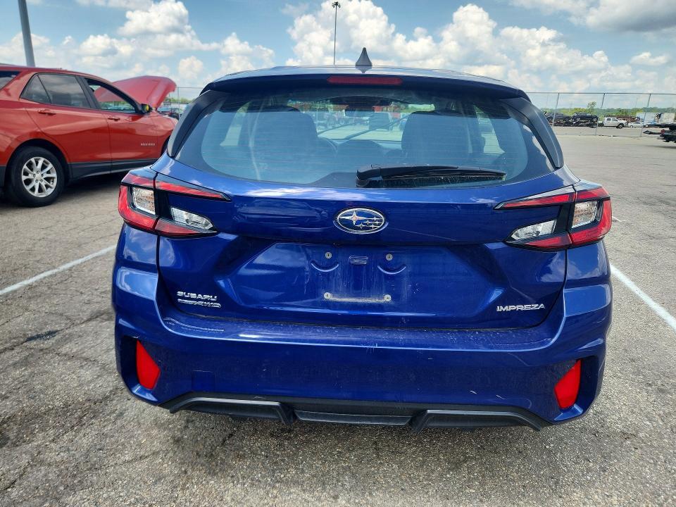 2025 SUBARU IMPREZA — Фото 6 из 12
