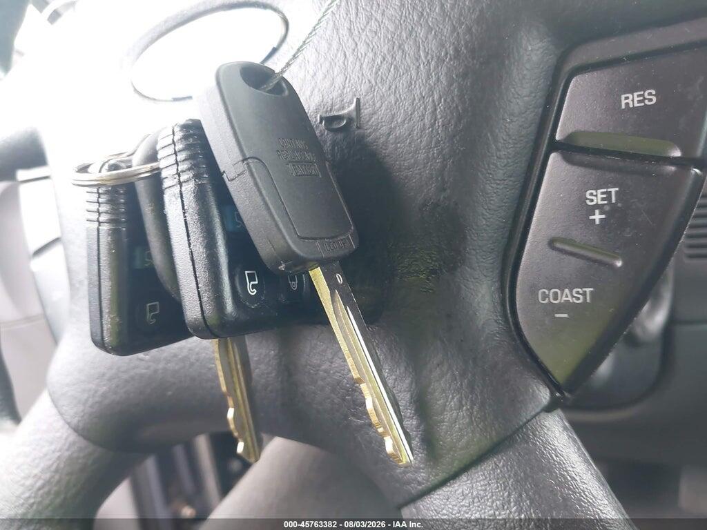 1FMZU73E02UB68496 2002 FORD EXPLORER photo no. 11