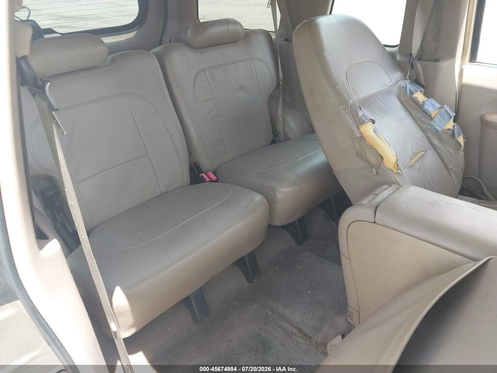 1FMCU60E42UD13561 2002 FORD EXPLORER SPORT photo no. 8