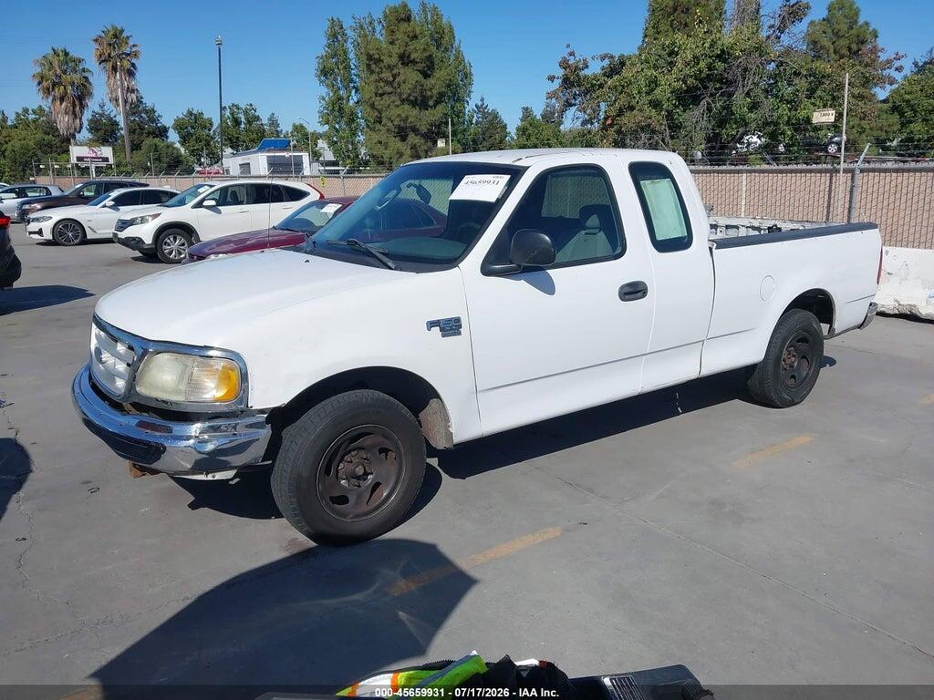 1FTRX17W92KC62349 2002 FORD F-150 photo no. 2
