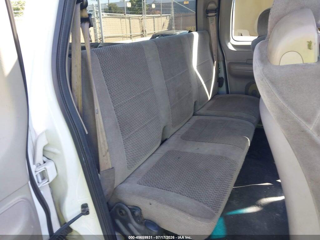 1FTRX17W92KC62349 2002 FORD F-150 photo no. 8