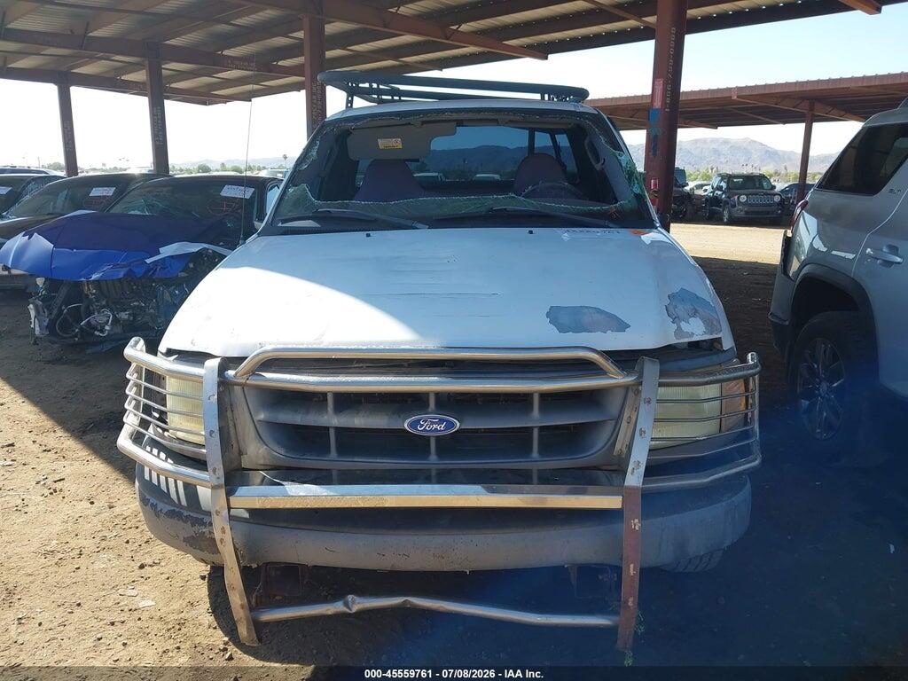 1FTRF17222KD14744 2002 FORD F-150 photo no. 12
