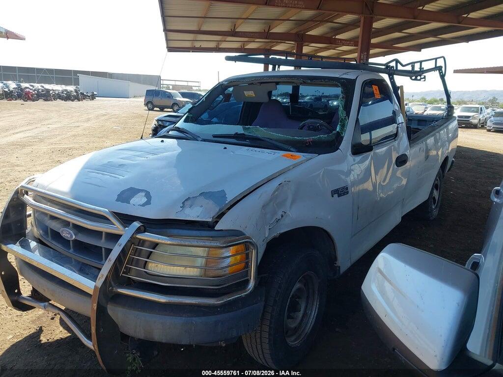 1FTRF17222KD14744 2002 FORD F-150 photo no. 2