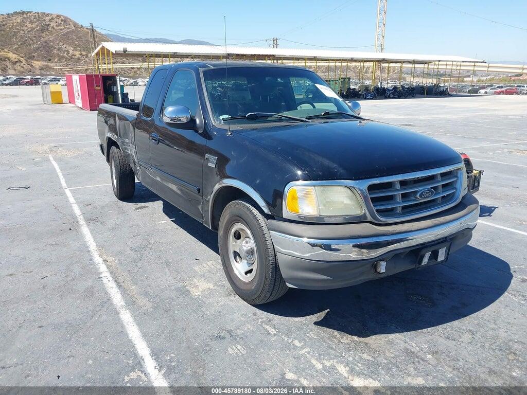 1FTRX17W42NA25704 2002 FORD F-150 photo no. 1