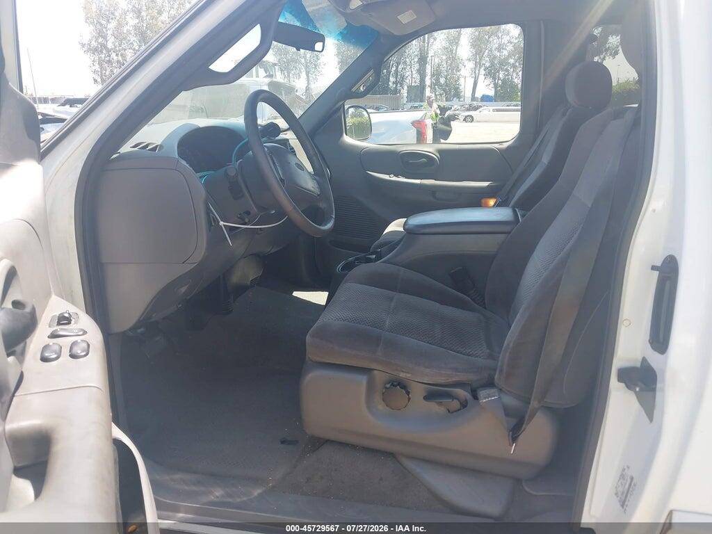 1FTRX17212NA53845 2002 FORD F-150 photo no. 5
