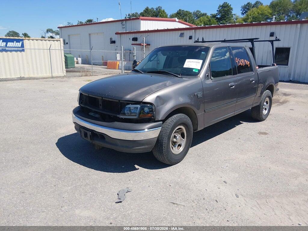 1FTRW07L22KC32645 2002 FORD F-150 photo no. 2