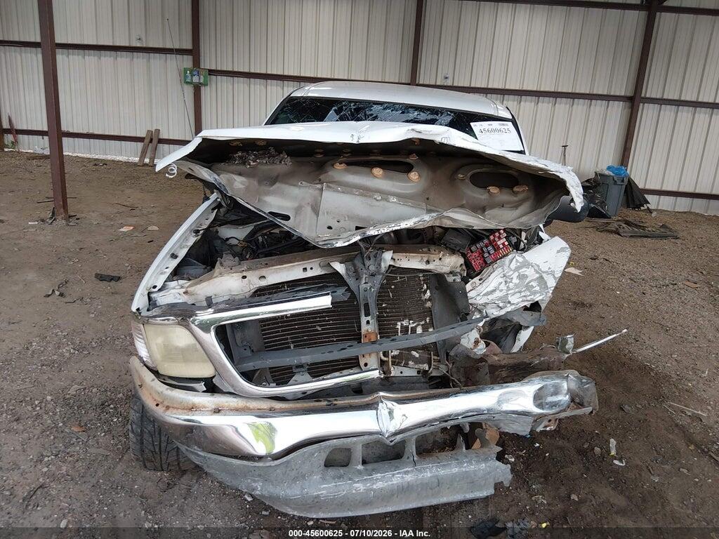 2FTRX07222CA26685 2002 FORD F-150 photo no. 12