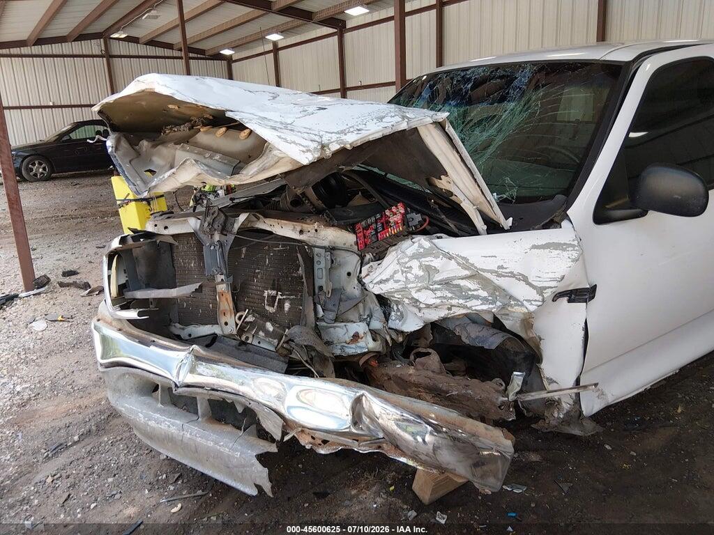 2FTRX07222CA26685 2002 FORD F-150 photo no. 6