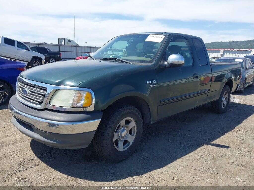 1FTRX17W82NA16312 2002 FORD F-150 photo no. 2