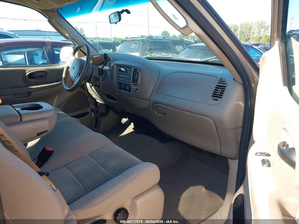 1FTRX17W52NB43079 2002 FORD F150 photo no. 5