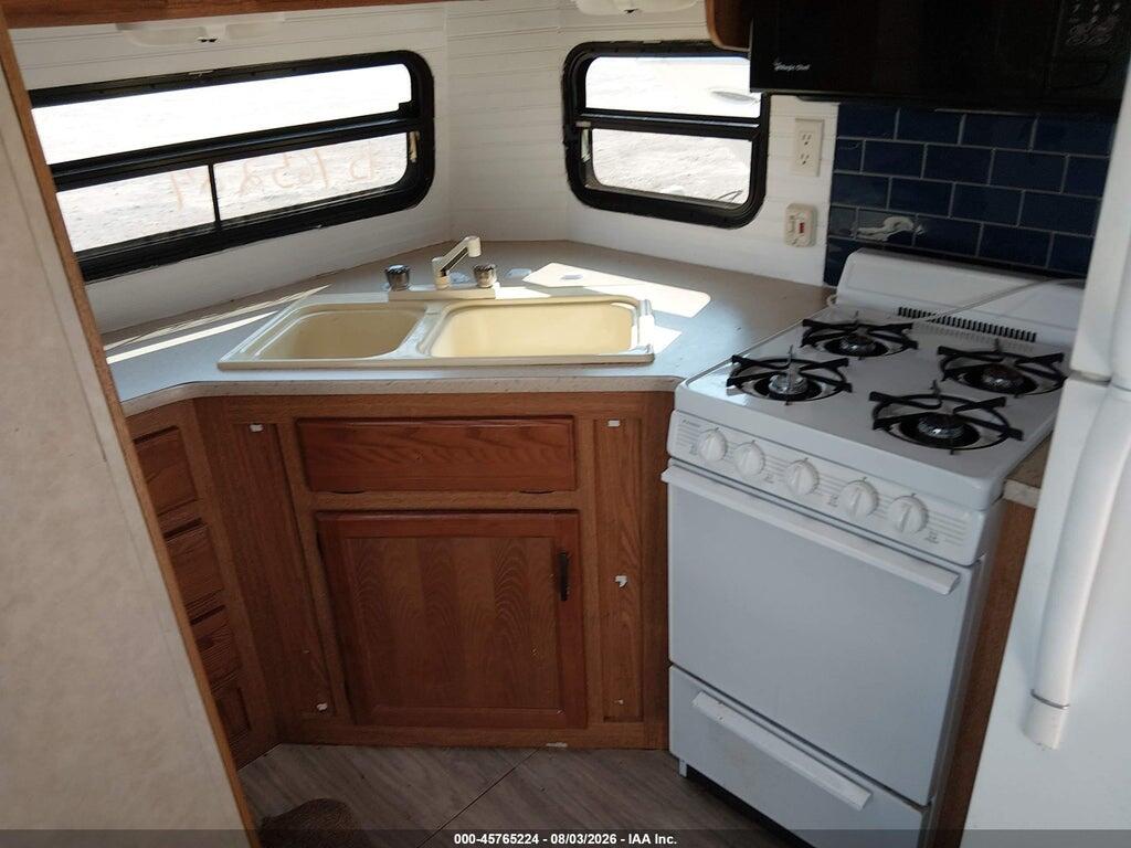 4X4TSMP296J015647 2006 FOREST RIVER SALEM TRAVEL TRAILER photo no. 7