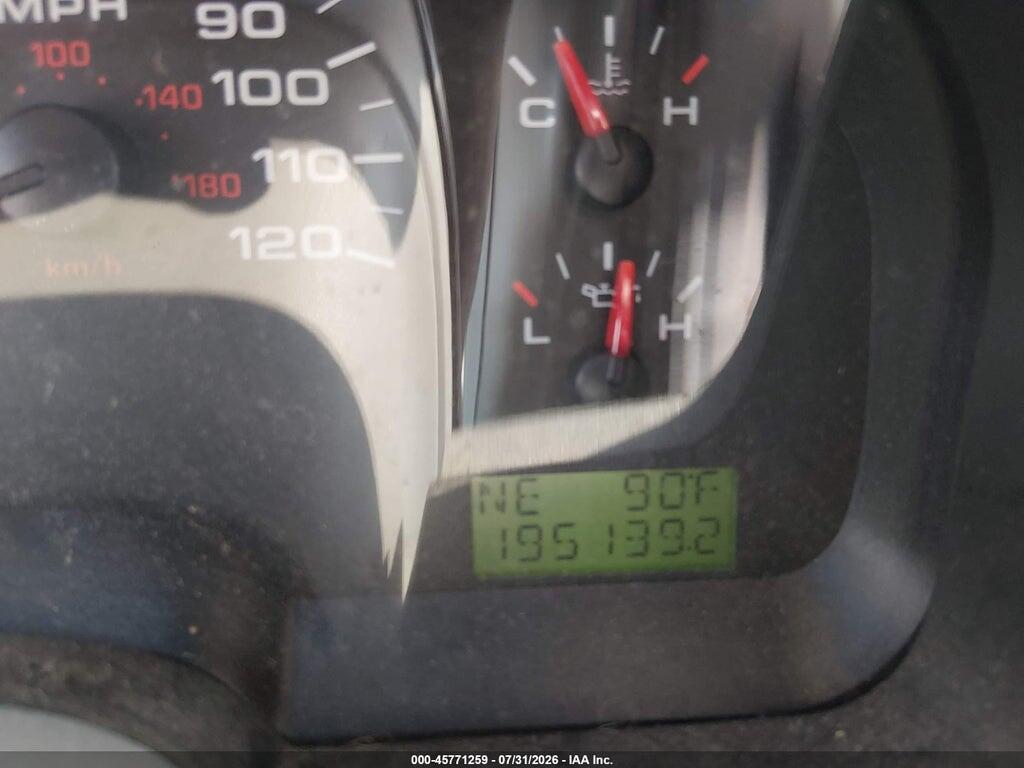 1FTRX12W94FA30692 2004 FORD F-150 photo no. 7