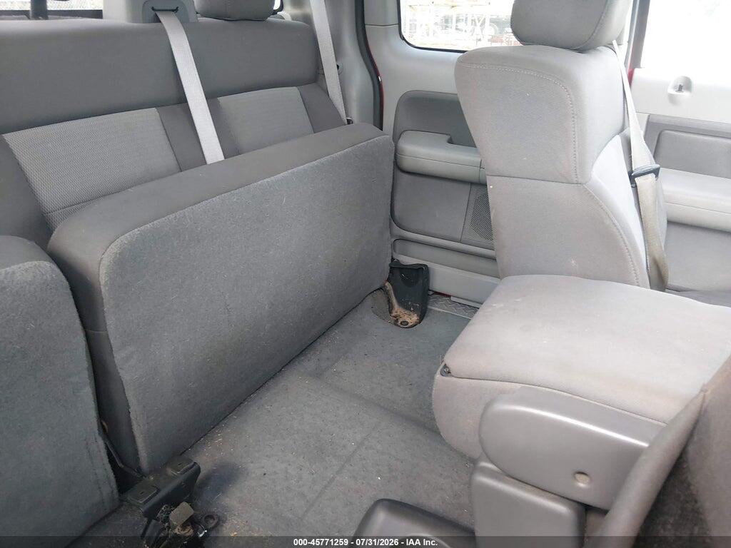 1FTRX12W94FA30692 2004 FORD F-150 photo no. 8