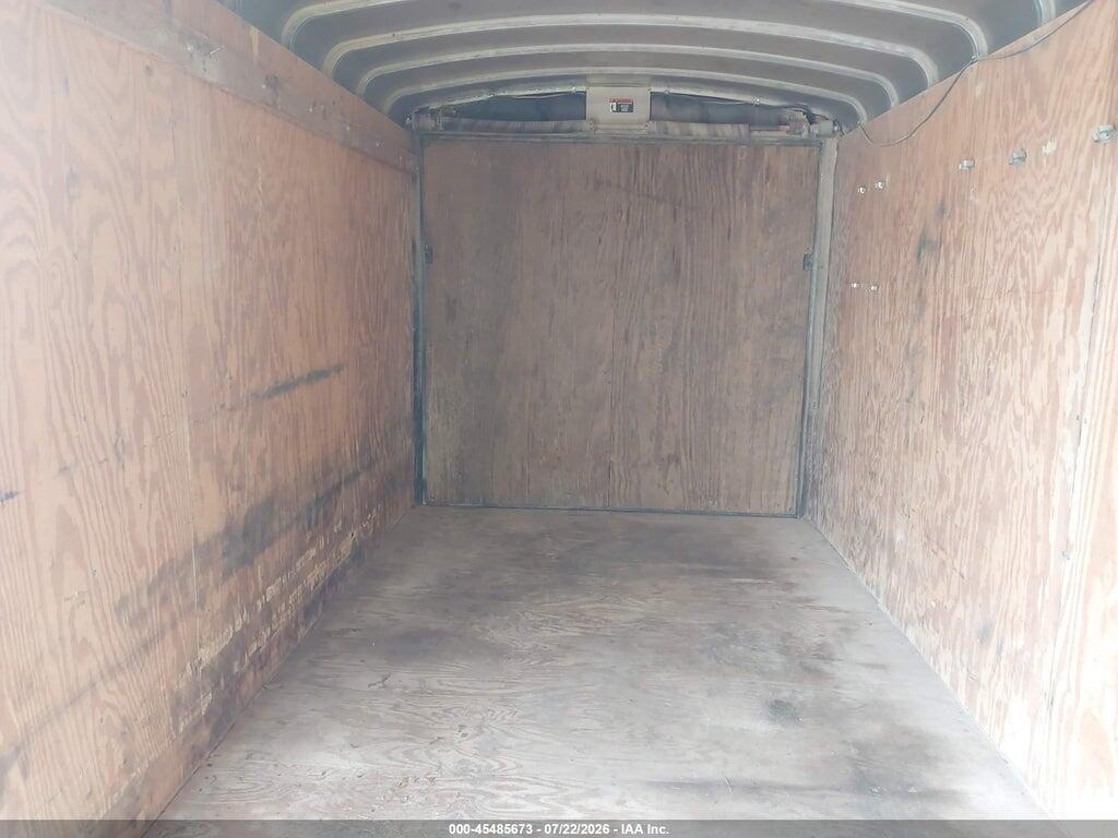 4J6TC162X2B038121 2002 H&H TRAILERS 16' TANDEM AXLE ENCL photo no. 8