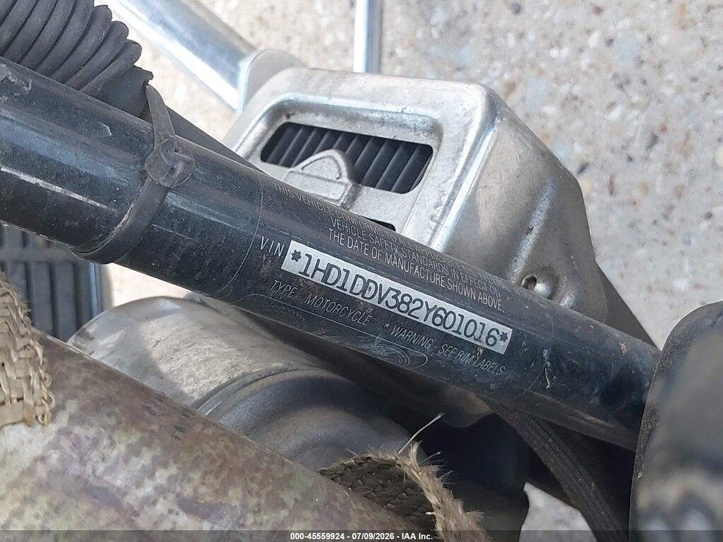 1HD1DDV382Y601016 2002 HARLEY-DAVIDSON FLHT photo no. 10