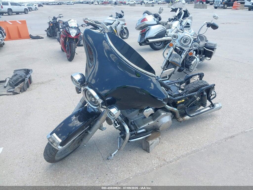 1HD1DDV382Y601016 2002 HARLEY-DAVIDSON FLHT photo no. 2