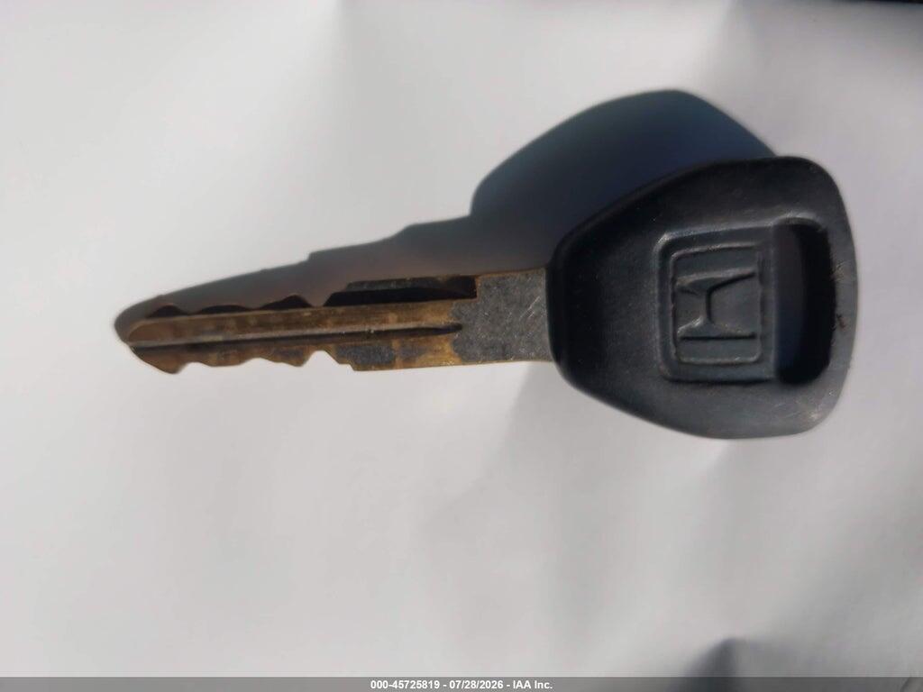 2HGES16572H585667 2002 HONDA CIVIC photo no. 11