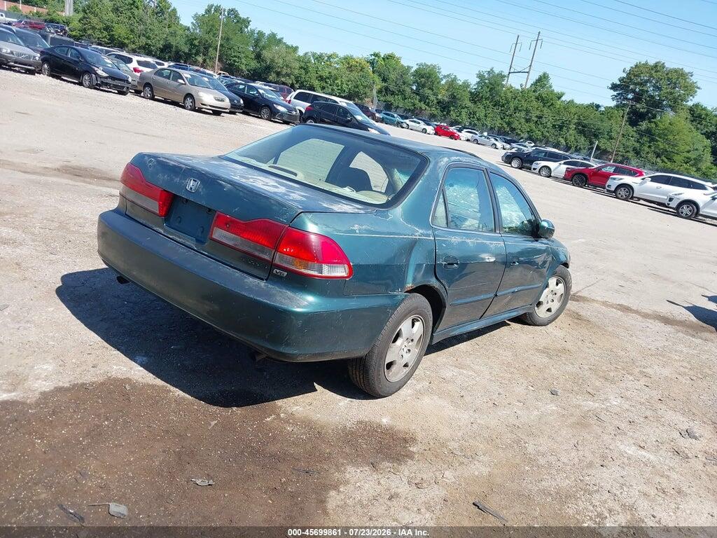 1HGCG16552A057827 2002 HONDA ACCORD photo no. 4
