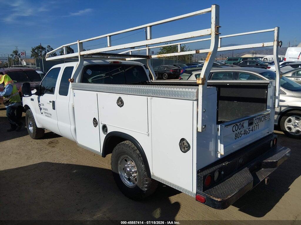 1FDSX30L74ED83357 2004 FORD F-350 photo no. 3