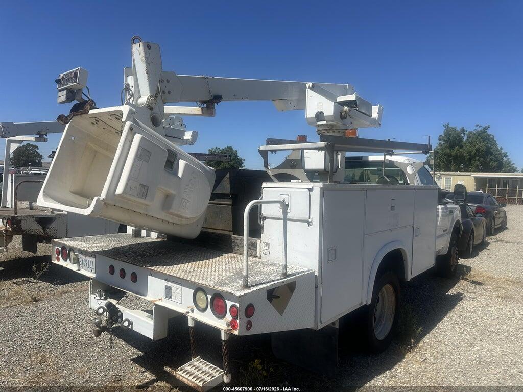 1FDXF46P44EA73420 2004 FORD F-450 photo no. 4