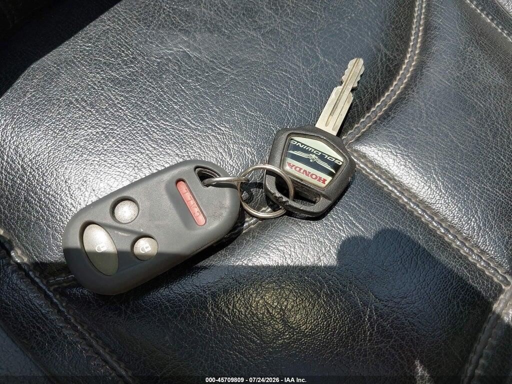 1HFSC47032A112470 2002 HONDA GL1800 photo no. 11