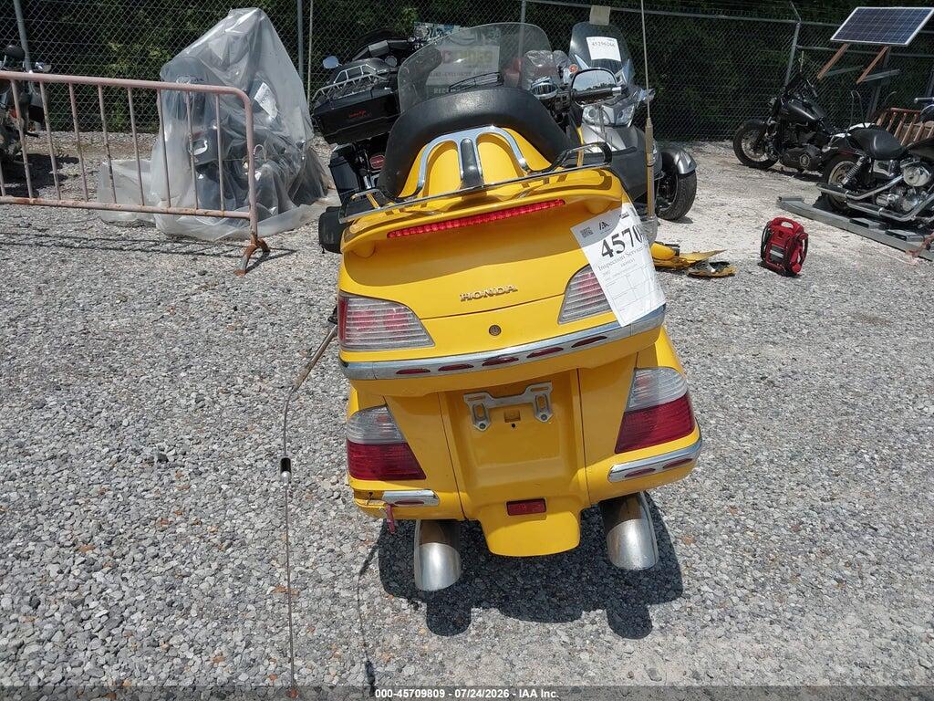 1HFSC47032A112470 2002 HONDA GL1800 photo no. 6