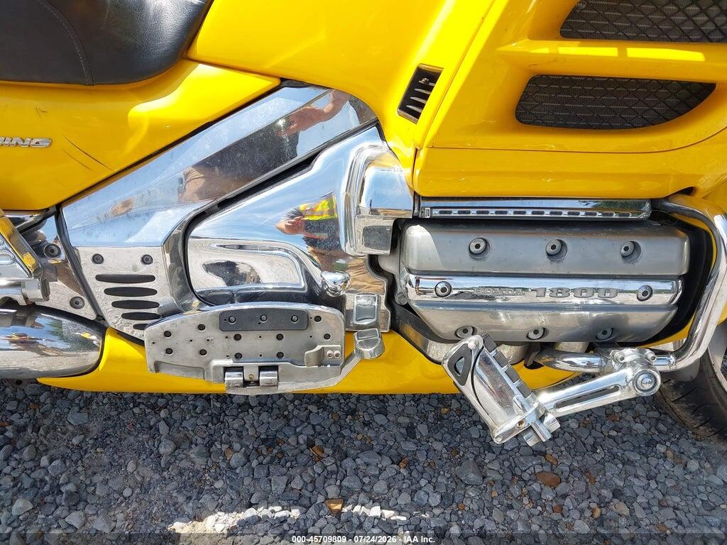 1HFSC47032A112470 2002 HONDA GL1800 photo no. 8