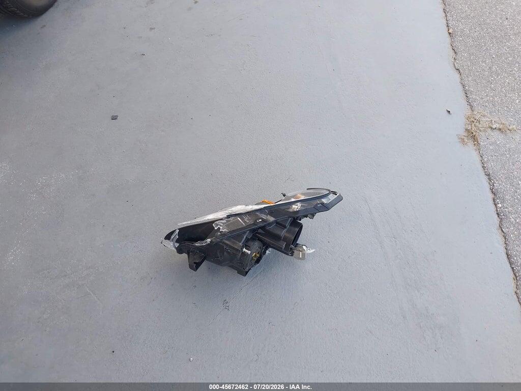 JHMAP11472T008197 2002 HONDA S2000 photo no. 12