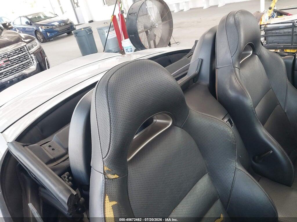 JHMAP11472T008197 2002 HONDA S2000 photo no. 8