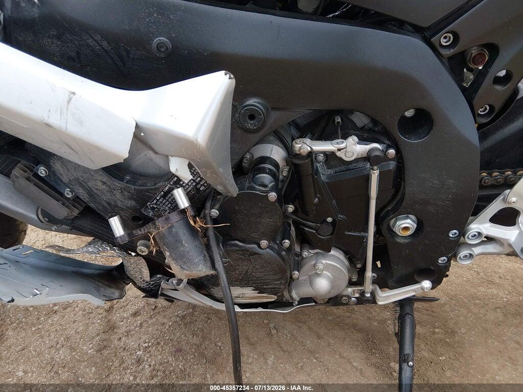 JS1GN7DAX62118334 2006 SUZUKI GSX-R600 photo no. 9