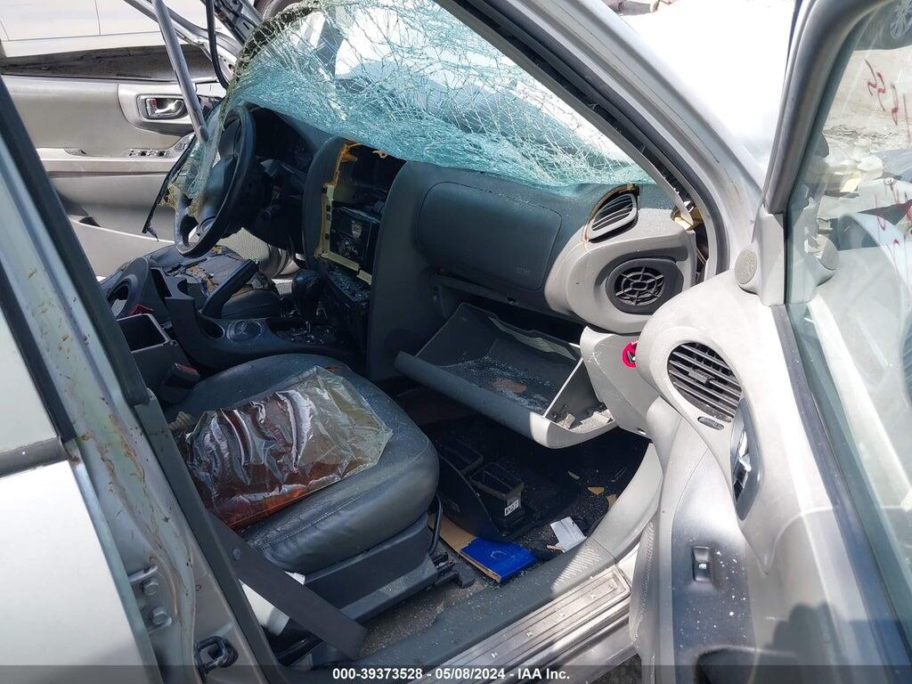 KM8SC13D02U338882 2002 HYUNDAI SANTA FE photo no. 5