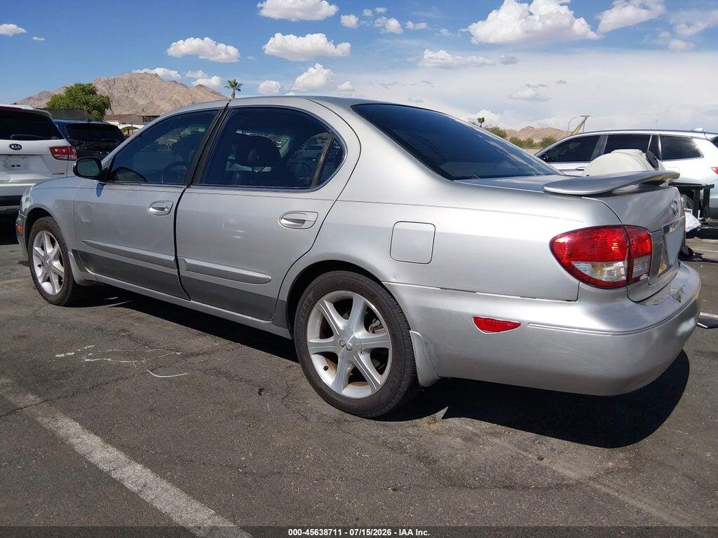 JNKDA31AX2T003219 2002 INFINITI I35 photo no. 3