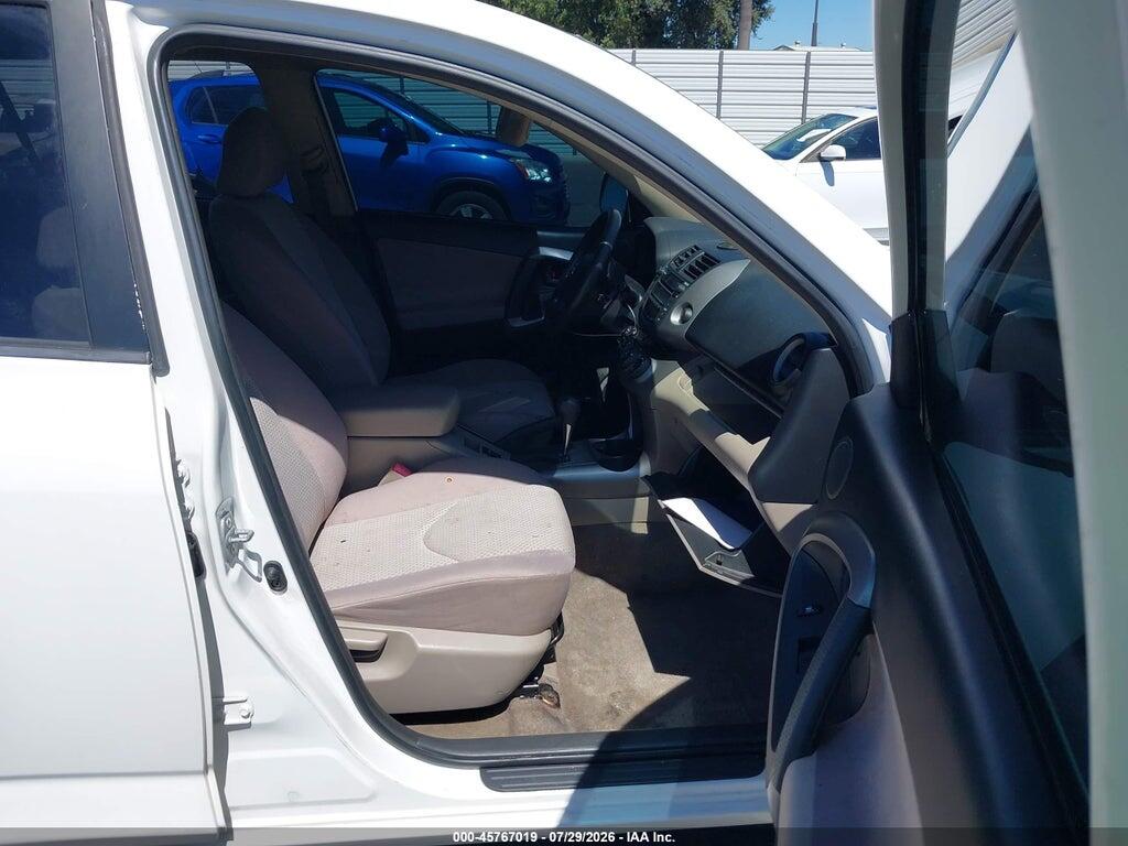 JTMBD33V465021127 2006 TOYOTA RAV4 photo no. 5