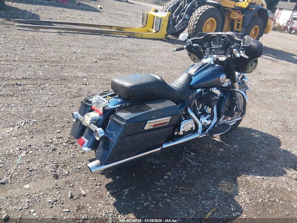 1HD1FCW144Y627441 2004 HARLEY-DAVIDSON FLHTCUI photo no. 4