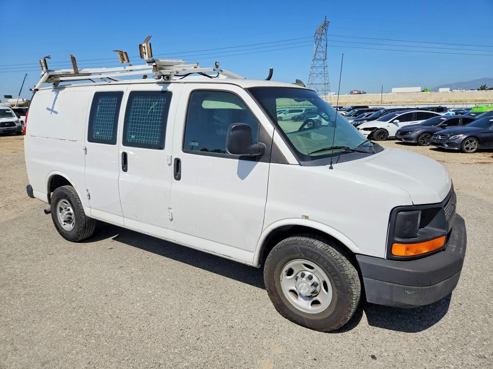 2016 CHEVY EXPRESS 2500-R&D-CLN TITLE-PRI FLEET — Фото 4 из 13