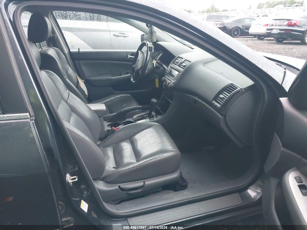 1HGCM568X4A103066 2004 HONDA ACCORD photo no. 5