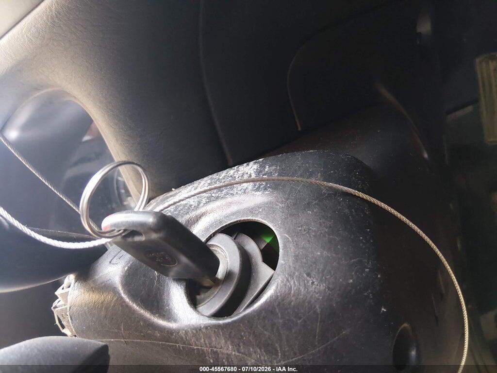 1HGEM221X4L049384 2004 HONDA CIVIC photo no. 11