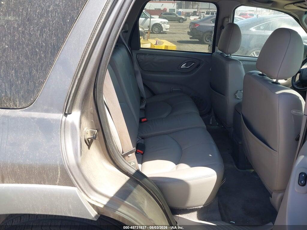 4F2CU09102KM00404 2002 MAZDA TRIBUTE photo no. 8