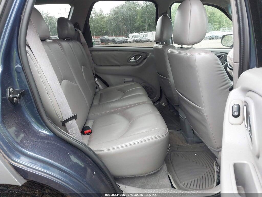 4F2YU08122KM16739 2002 MAZDA TRIBUTE photo no. 8
