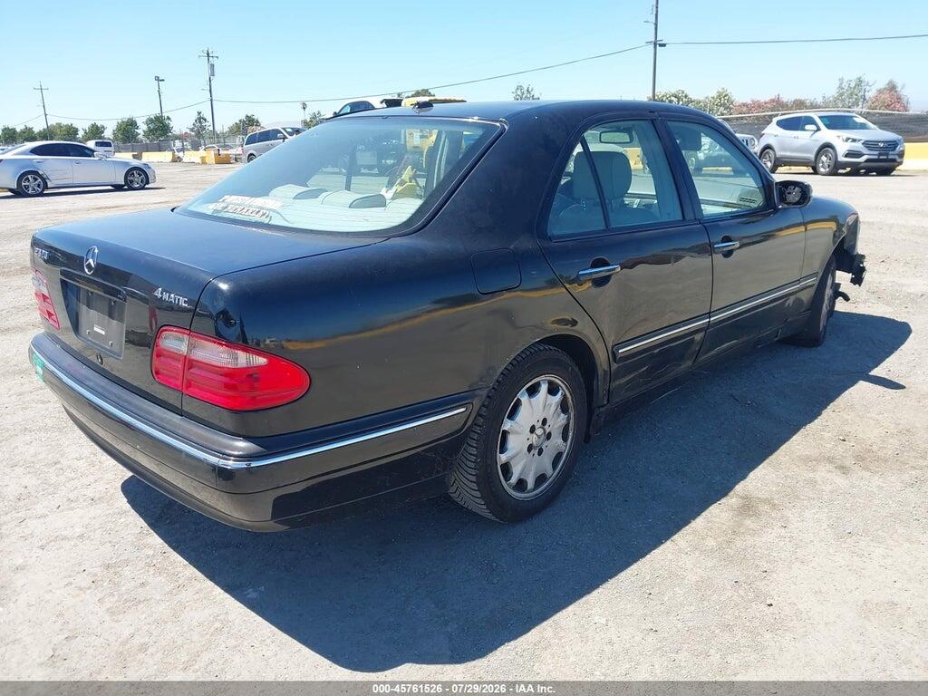 WDBJF82J92X072010 2002 MERCEDES-BENZ E 320 photo no. 4